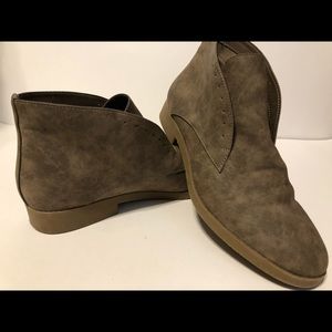 Grey chukkah Booties